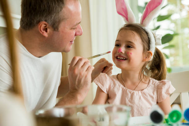 istock Family celebrating Easter 915573934