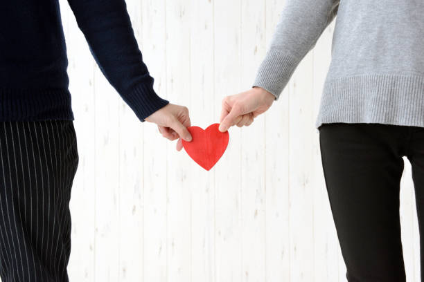 istock Good relationship between man and woman 915578764