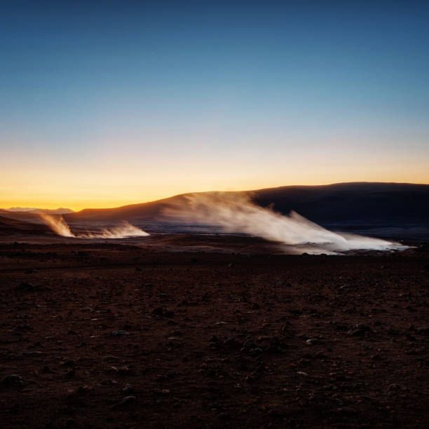 deserto di atacama bolivia - geyser nature south america scenics foto e immagini stock