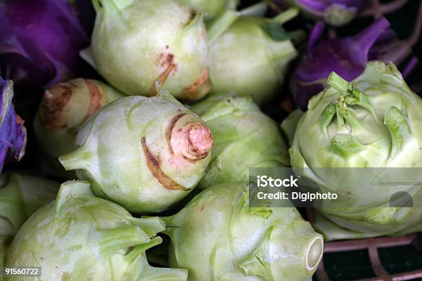 Foto de Legumes Frescos e mais fotos de stock de Alimentação Saudável - Alimentação Saudável, Comida, Couve-rábano