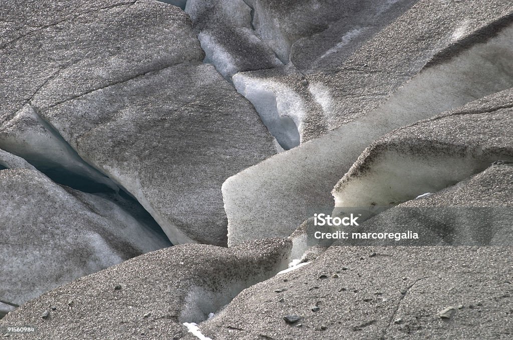 Preto ice Fenda no Glaciar Rhone, Furka Pass, Alpes - Royalty-free Azul Foto de stock