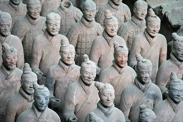 中国テラコッタウォリアーズ - terracotta soldiers xian terracotta emperor ストックフォトと画像