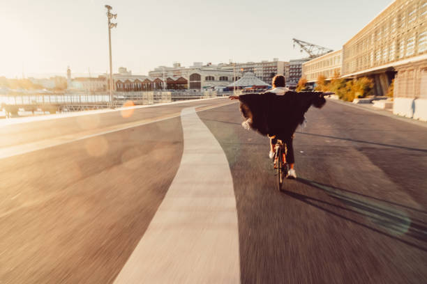 istock Girl exploring Valencia on bike 915620930