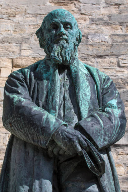 istock William Barnes Statue in Dorchester, UK 915626174