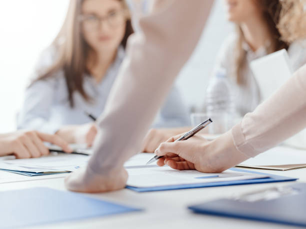 istock Business people having a meeting 915670580