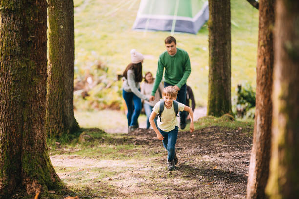 istock Family Going on a Hike Together 915670748