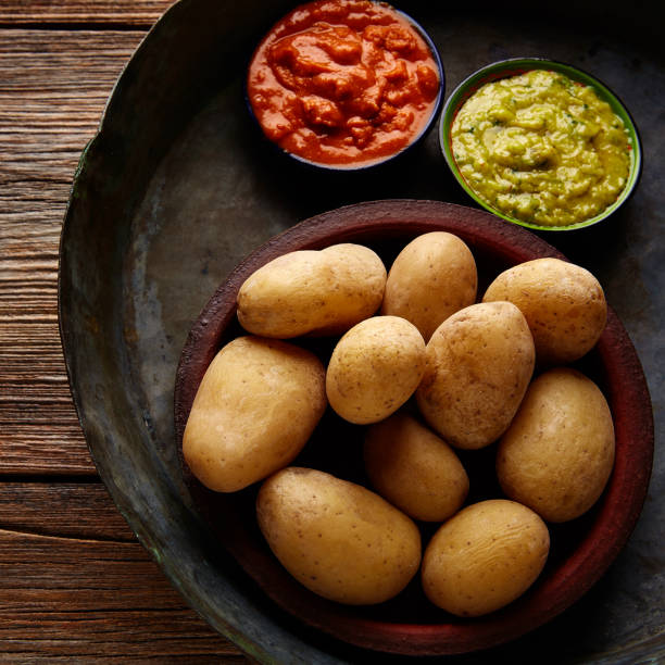 istock Papas al mojo Canary islands wrinkled potatoes 915677640