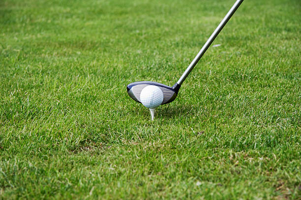 istock tee-up the golf ball 91567782