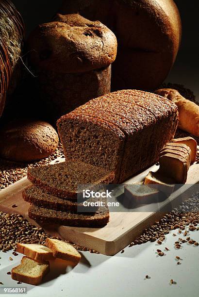 Pan Foto de stock y más banco de imágenes de Alimento - Alimento, Chile, Color - Tipo de imagen