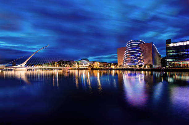 samuel beckett bridge, españa - dublín fotografías e imágenes de stock