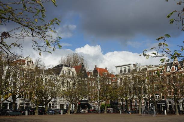 istock Square in Amsterdam, Netherlands on cloudy day 915697250