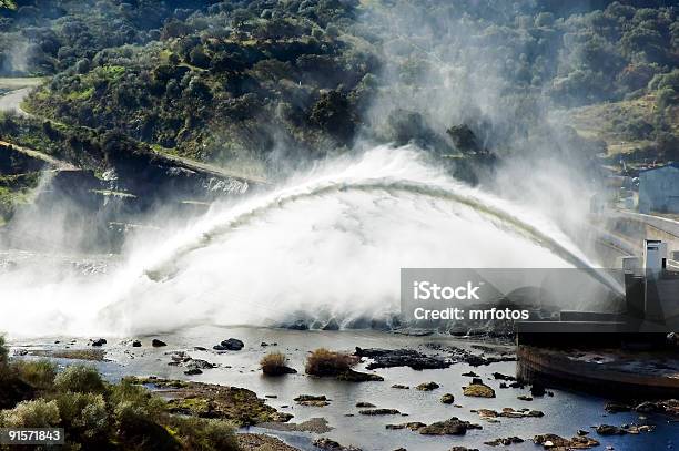 Presa De Alqueva Foto de stock y más banco de imágenes de Agua - Agua, Aire libre, Alentejo