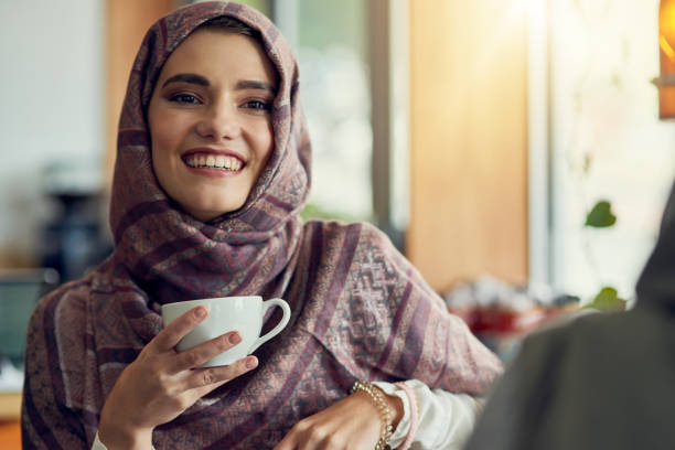 istock Coffee and a friend, the perfect blend 915727832