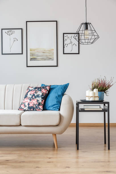istock Living room interior with posters 915728400