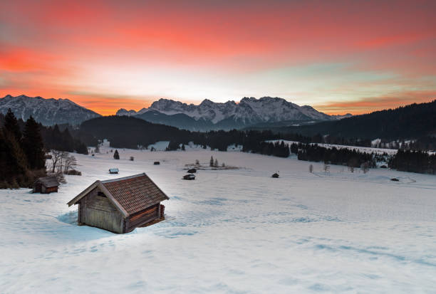 istock Sunrise at Lake Geroldsee 915753228