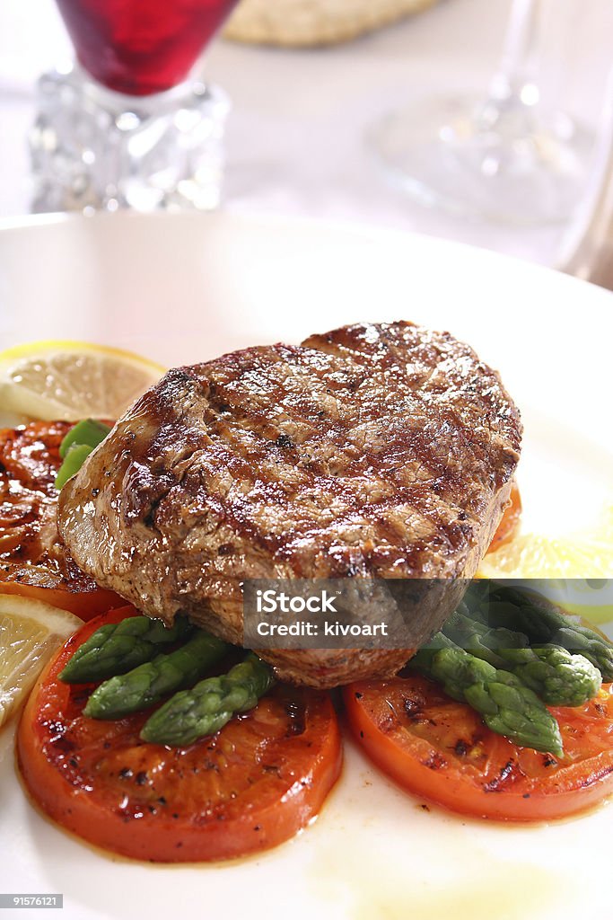 steak mit Spargel - Lizenzfrei Farbbild Stock-Foto