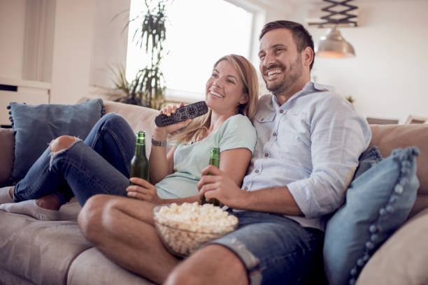 istock Couple at home 915776248