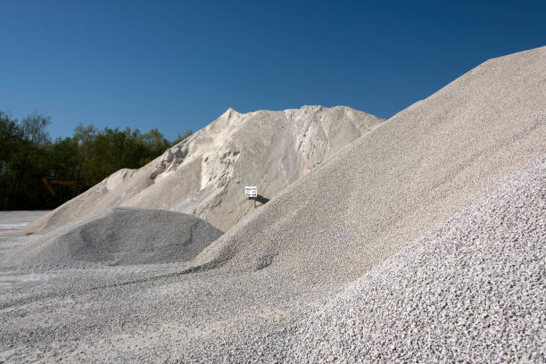 istock Gravel factory 915783750