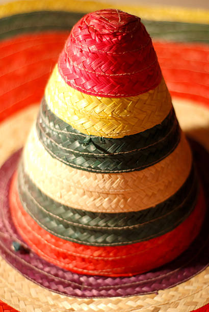 сомбреро цветной шляпа - hat conical стоковые фото и изображения