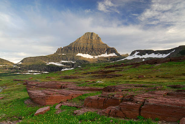 istock Reynolds Mtn View from Hidden Lake Trail 91582848