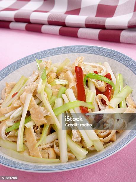 Photo libre de droit de La Cuisine Chinoise Series Sauté De Tofu Séché Et De Céleri banque d'images et plus d'images libres de droit de Aliment