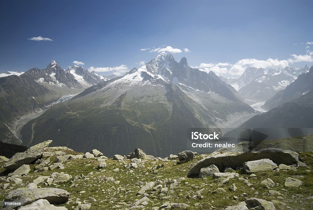 Letni widok Grands Montets glacier - Zbiór zdjęć royalty-free (Aiguilles de Chamonix)