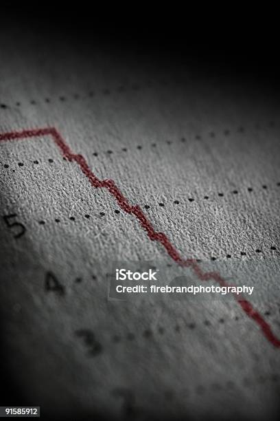 Foto de Alguém Se Lenha e mais fotos de stock de Bolsa de valores e ações - Bolsa de valores e ações, Afundar, Caindo