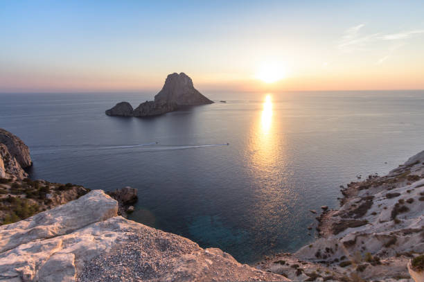 istock Sunset on Es Vedra, Ibiza 915883532