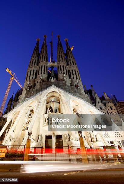 Sagrada Família Em Barcelona Espanha - Fotografias de stock e mais imagens de Antonio Gaudi - Antonio Gaudi, Ao Ar Livre, Arquitetura