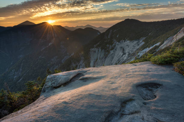 istock Sunset over Pyramid Peak in the Adirondack Mountains 915893356