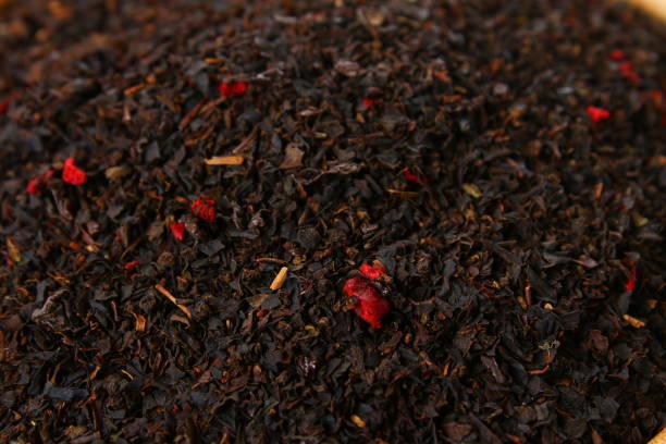istock Tea herbs texture. Black tea. Organic dried black tea leaves. 915900992