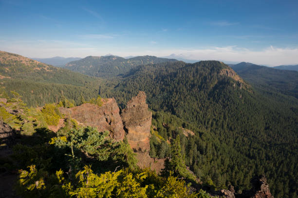 Incredible views from the top of the summit cliffs at Iron Mountain near Sweet Home Oregon.