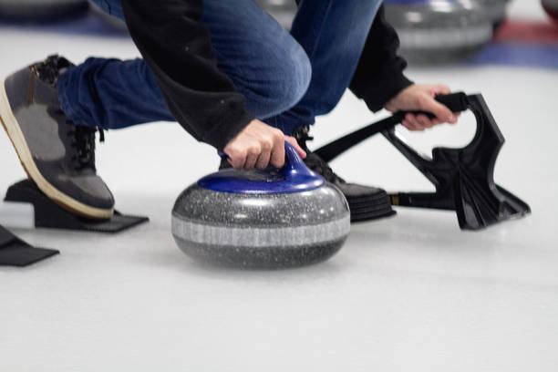 istock Curler with slider brace on launch pad 915969418