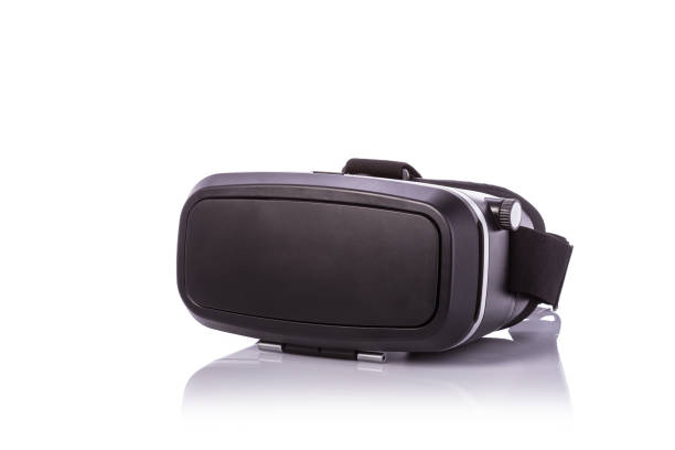 istock Black virtual reality glasses. Studio shot isolated on white background 915985922