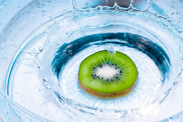 Kiwi splashing