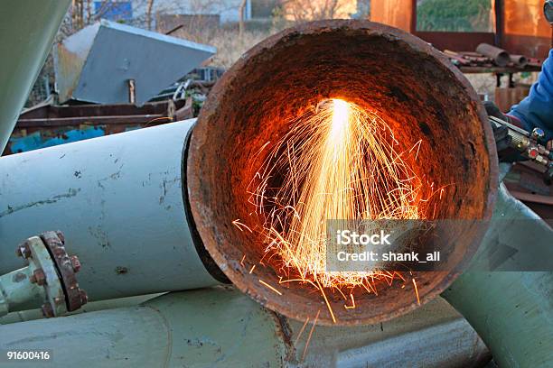 Foto de Oxigênio E Acetylene Queima e mais fotos de stock de Cortar - Atividade - Cortar - Atividade, Brilhante - Luminosidade, Calor