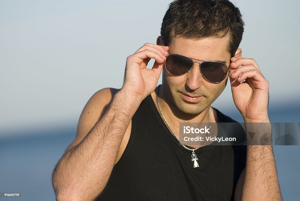 Człowiek o do startu okulary przeciwsłoneczne - Zbiór zdjęć royalty-free (Kultura grecka)