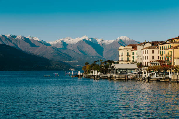 istock Bellagio lake landscape 916020600