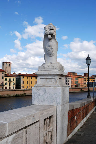 istock Lion statue of Pisa 91603353