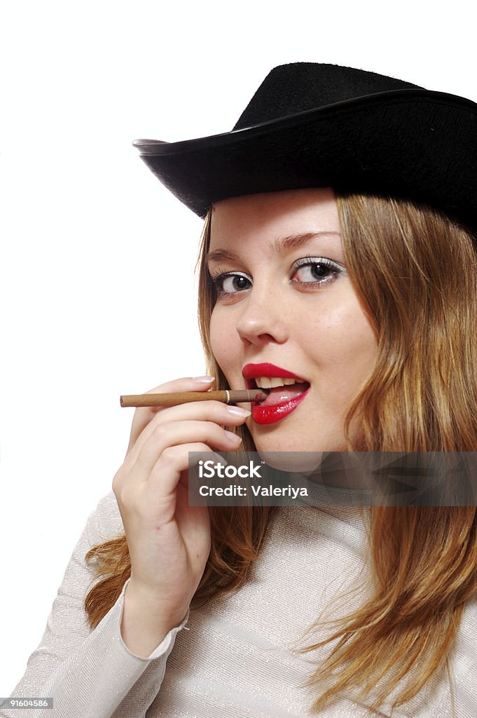 Europäische Mädchen mit Zigarette - Lizenzfrei Anstößigkeit Stock-Foto