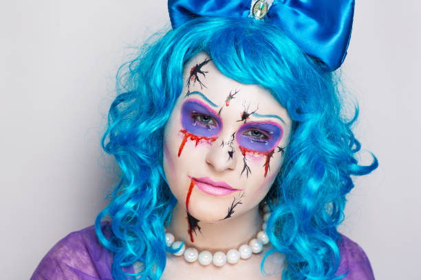 istock female girl art make up 916064646