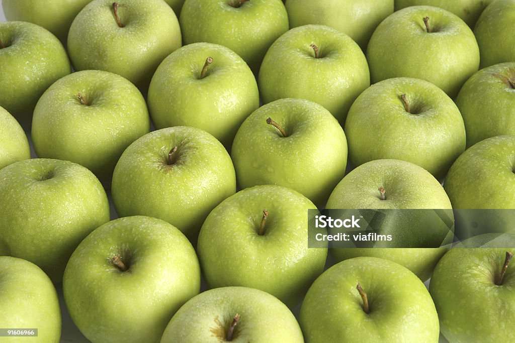Zielone jabłka - Zbiór zdjęć royalty-free (Bez ludzi)