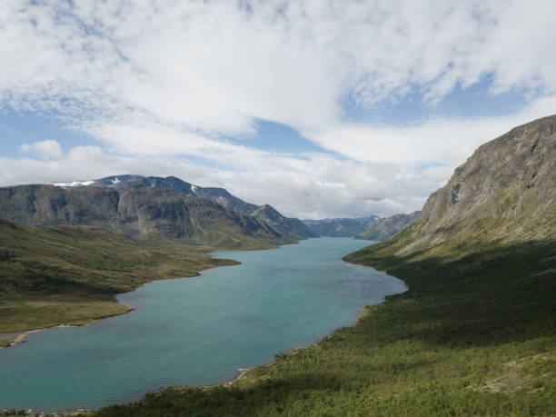 istock The Besseggen Ridge in Jotunheimen Norway 916097300