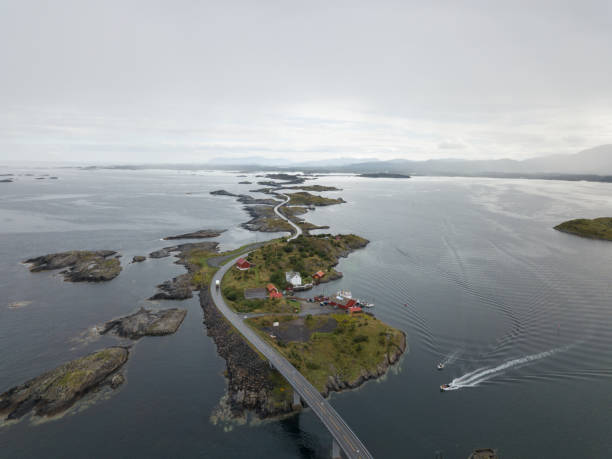 istock Storseisundet Bridge, Atlantic Ocean Road Norway 916097526