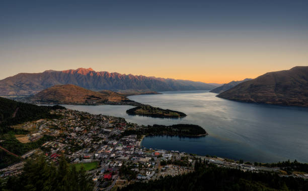 istock Queenstown New Zealand 916100382