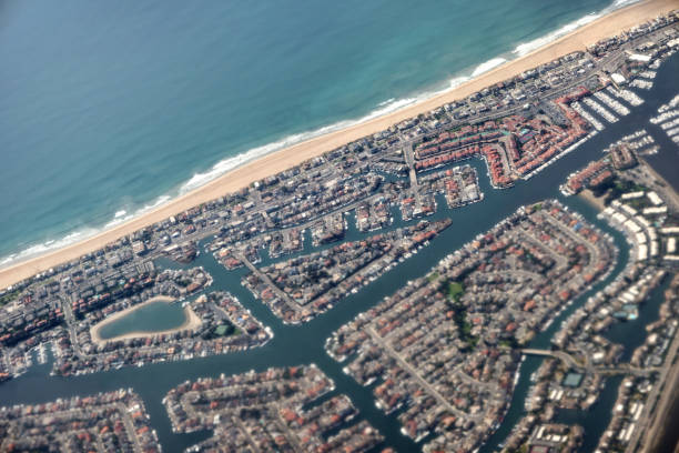 istock Los Angeles Marina 916102694