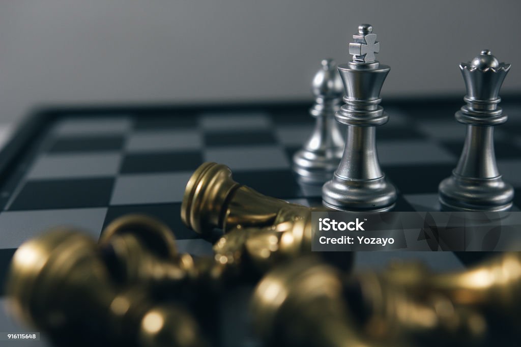 Investment Leadership Concept The King Chess Piece With Chess Others Nearby  Go Down From Floating Board Game Concept Of Business Ideas And Competition  And Strategy Plan Success Meaning Stock Photo - Download