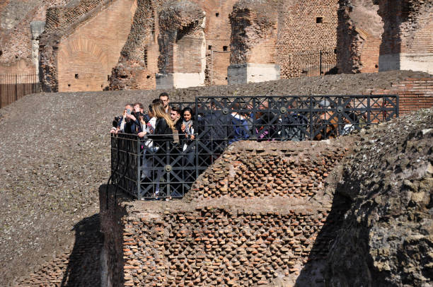 the colosseum in rome, italy - 11927 imagens e fotografias de stock