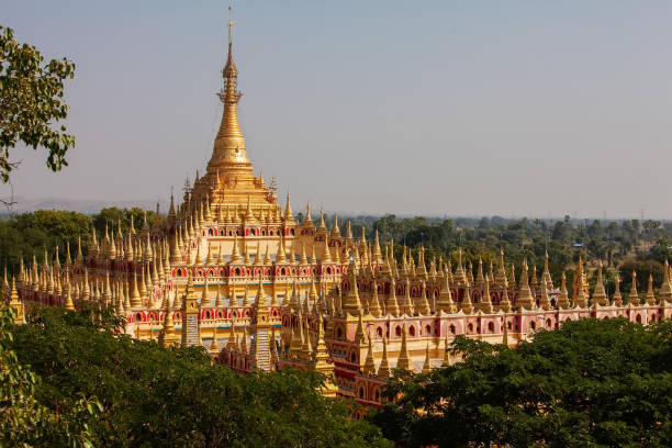 istock Thanboddhay Paya pagoda in Monywa 916132744