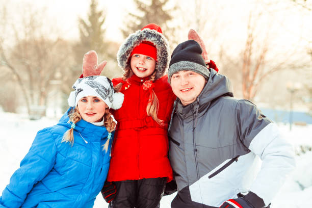 istock family winter in the snow 916133930